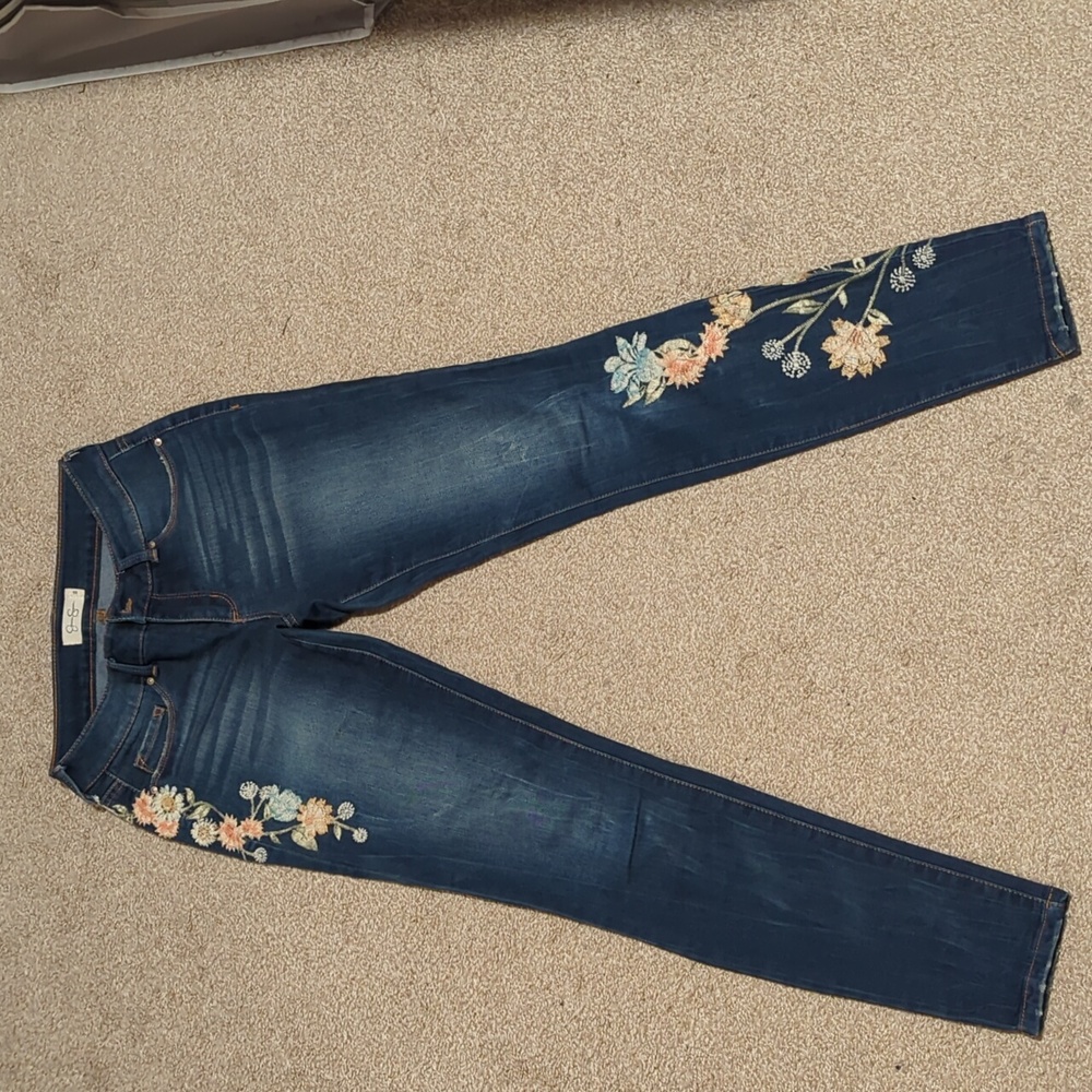 Jessica Simpson Jeans